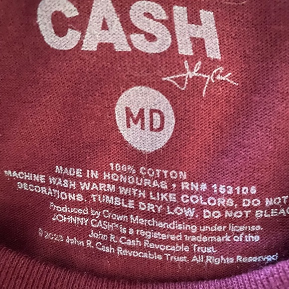 ⚡️ NWOT Johnny Cash licensed graphic tee - Picture 3 of 3